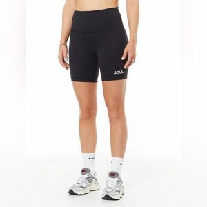 Lululemon Soul Cycle Wunder Train High-Rise Shorts in Black, Women’s size 6
